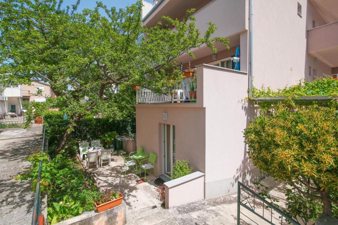 Studio Laura-Spacious Studio On The Main Beach Makarska Kültér fotó