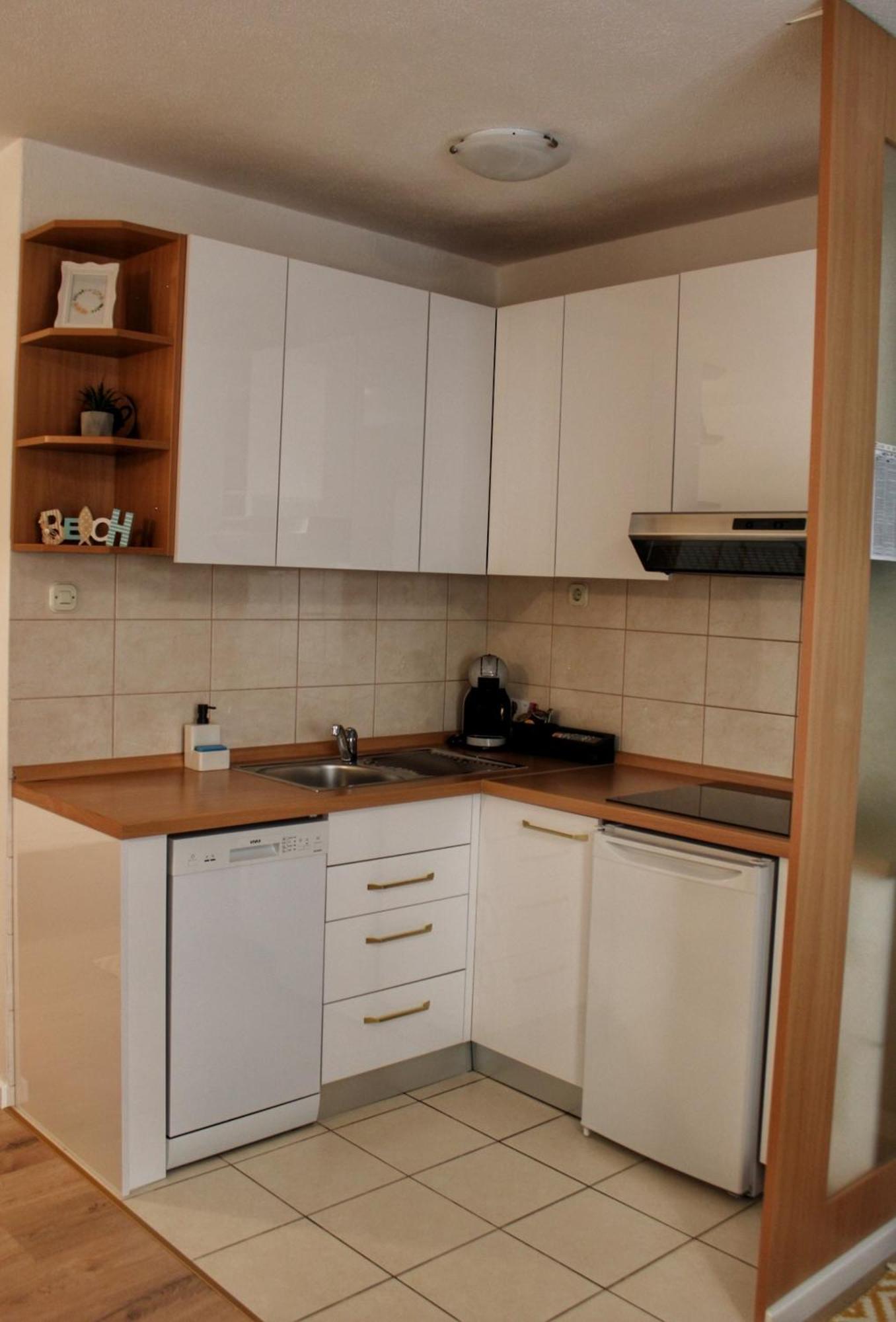 Studio Laura-Spacious Studio On The Main Beach Makarska Kültér fotó
