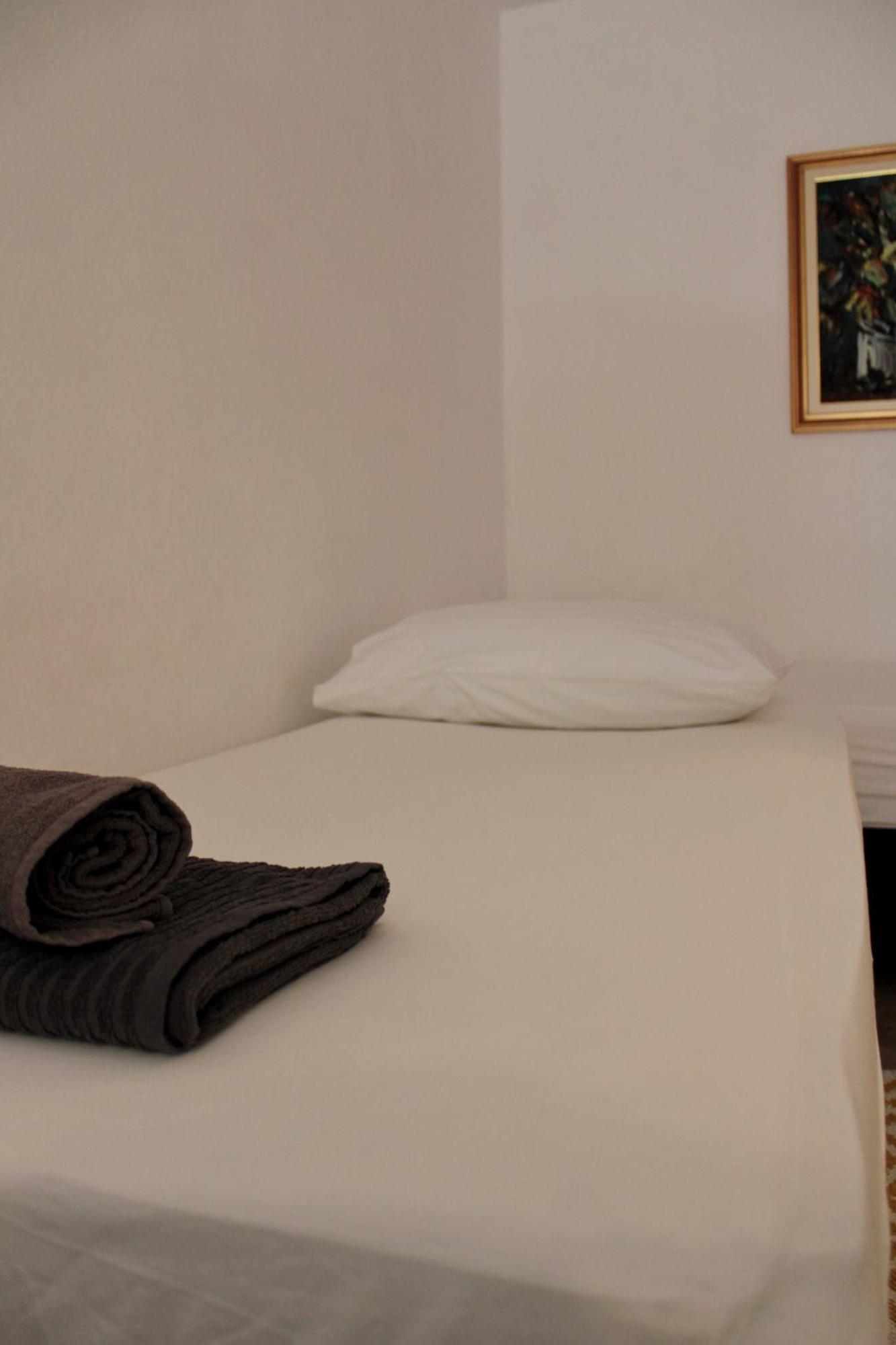 Studio Laura-Spacious Studio On The Main Beach Makarska Kültér fotó