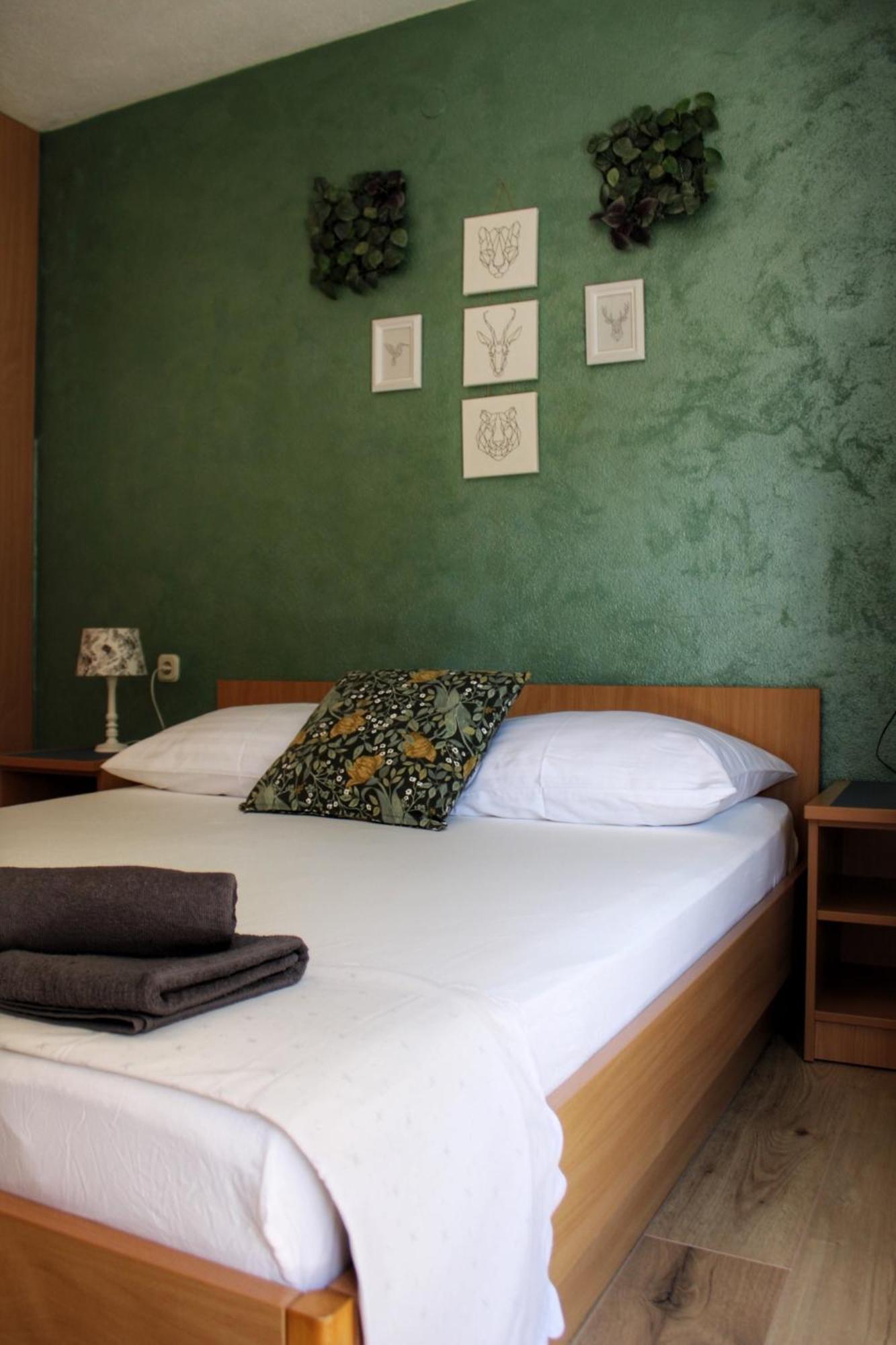 Studio Laura-Spacious Studio On The Main Beach Makarska Kültér fotó