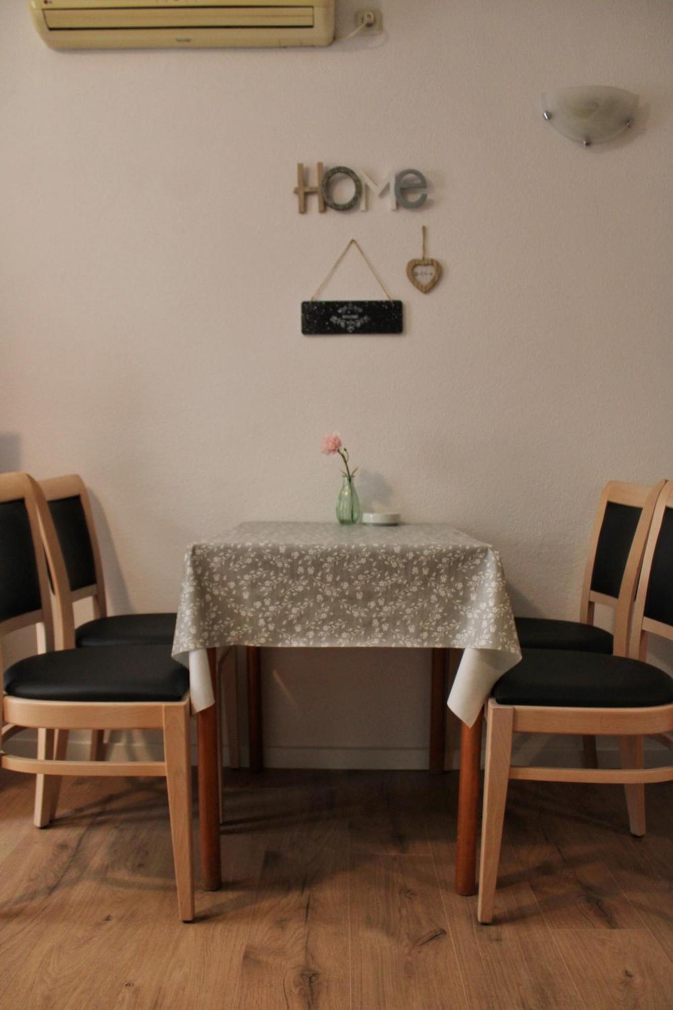 Studio Laura-Spacious Studio On The Main Beach Makarska Kültér fotó