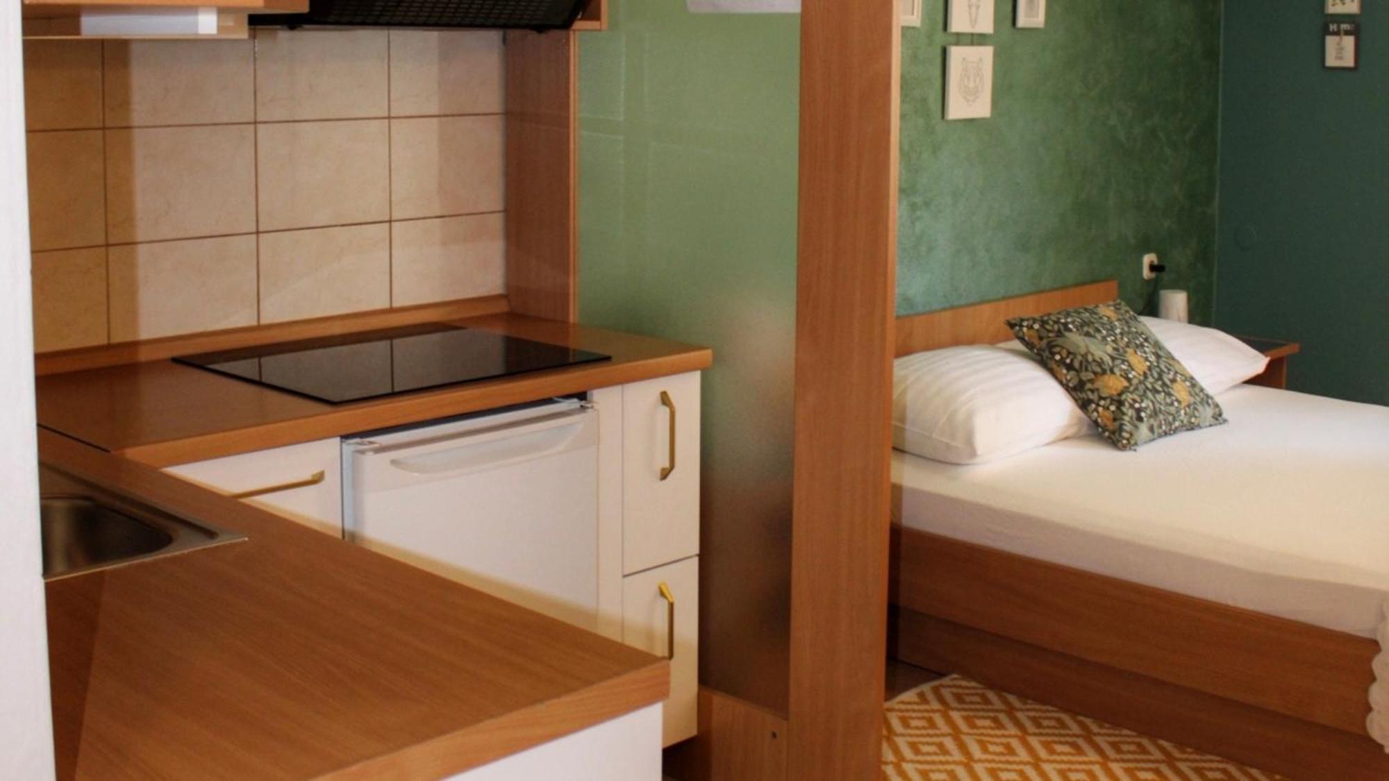 Studio Laura-Spacious Studio On The Main Beach Makarska Kültér fotó