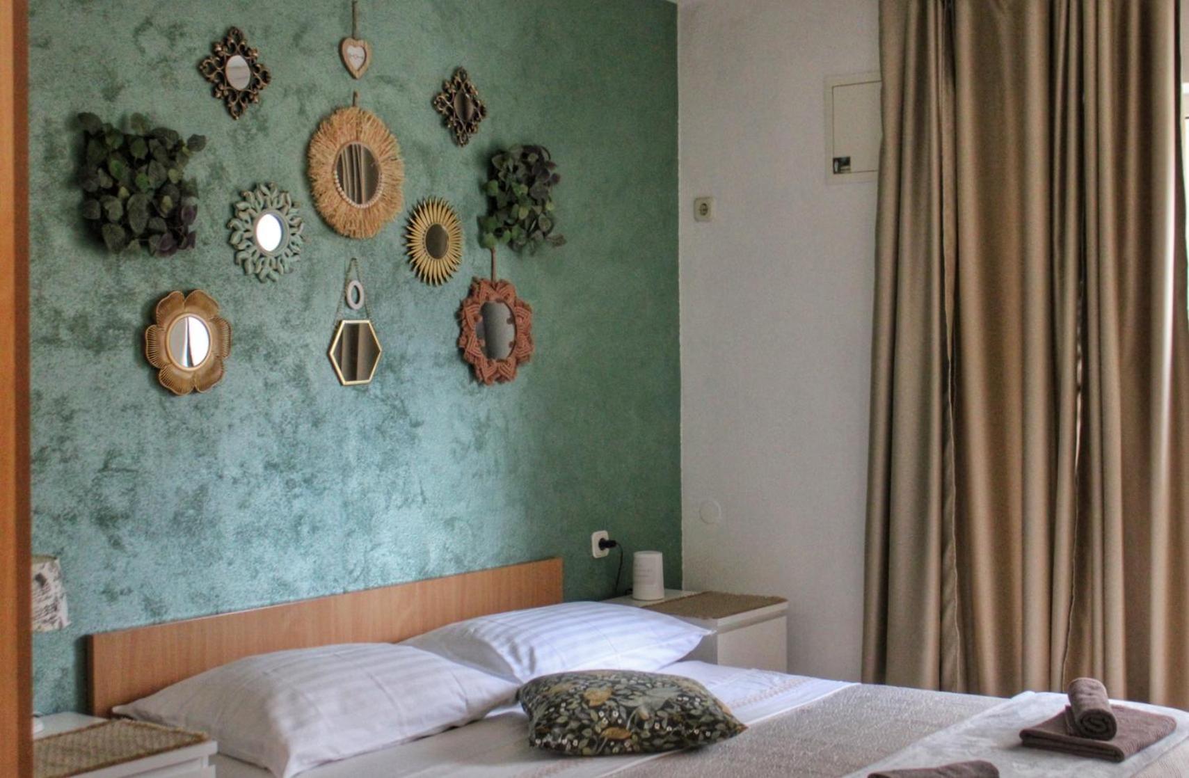 Studio Laura-Spacious Studio On The Main Beach Makarska Kültér fotó